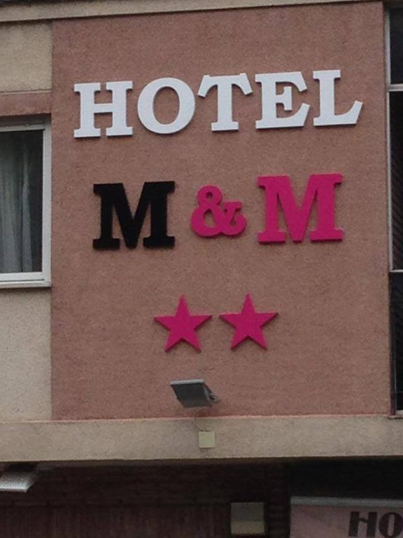 Hotel M & M Lucena Exteriér fotografie